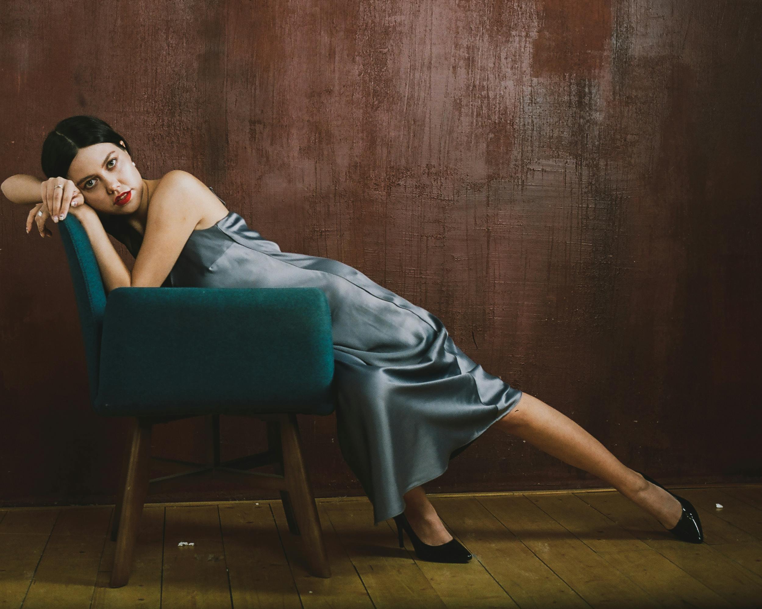 Satijnen jurk: hoe herken je een échte goede promo zonder in te leveren op kwaliteit